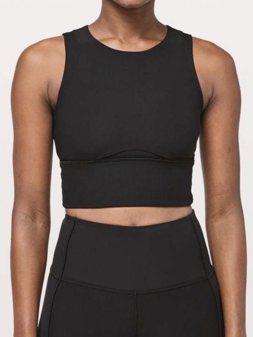 Lululemon Kick Serve Texture Ribbed Sport Bra /Crop Top / Size 4